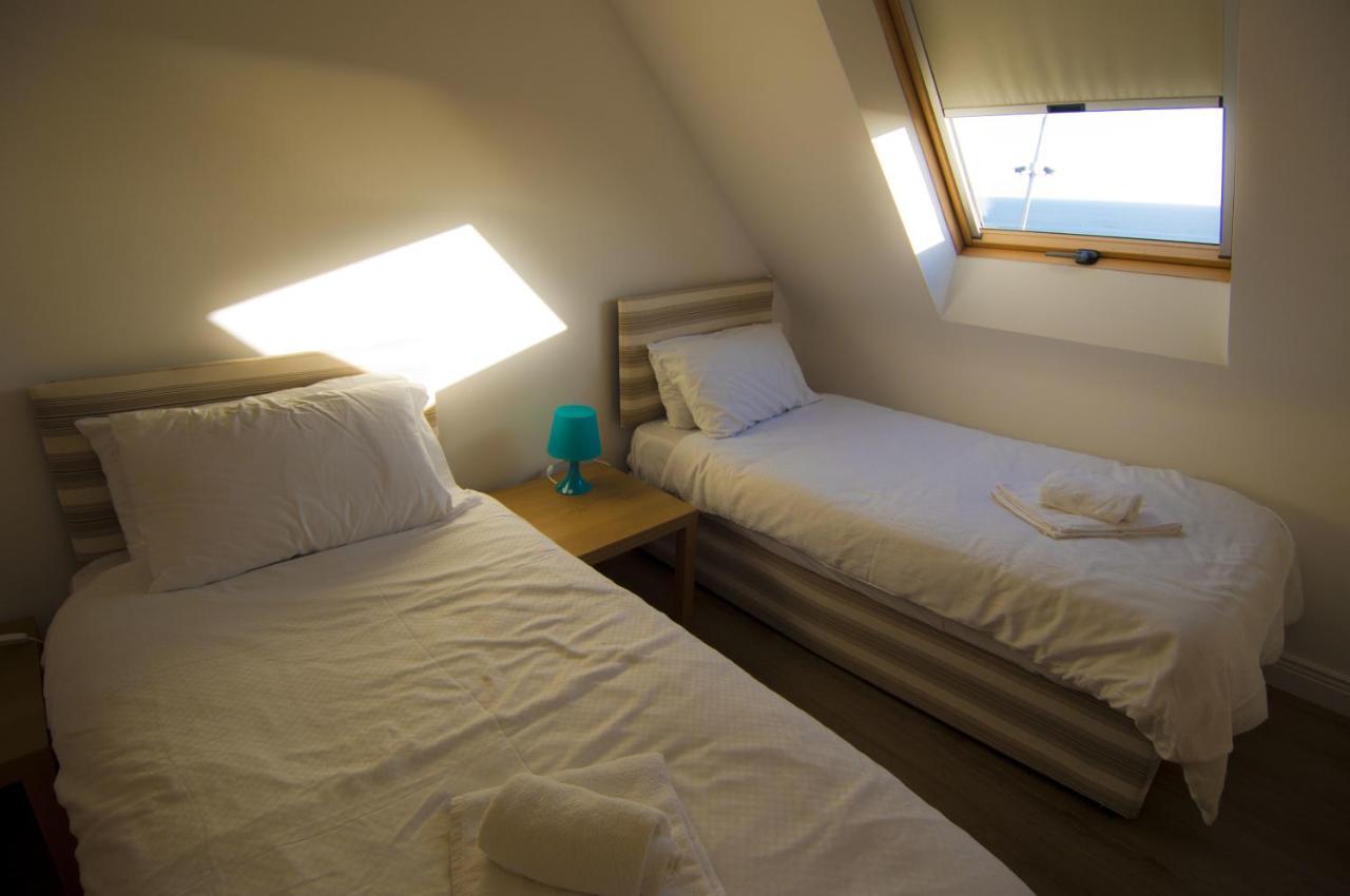 Hookless Holiday Homes 페다드 온 씨 객실 사진