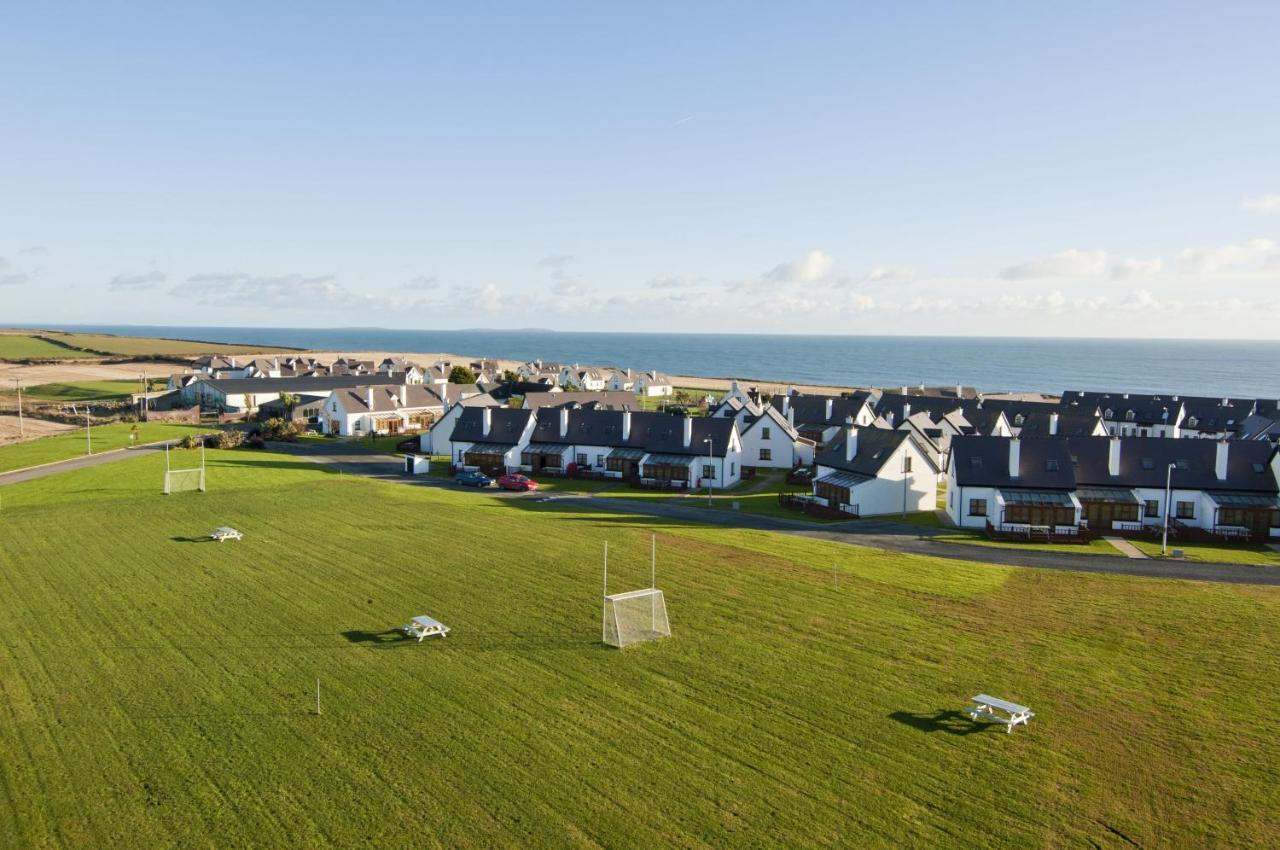Hookless Holiday Homes 페다드 온 씨 객실 사진