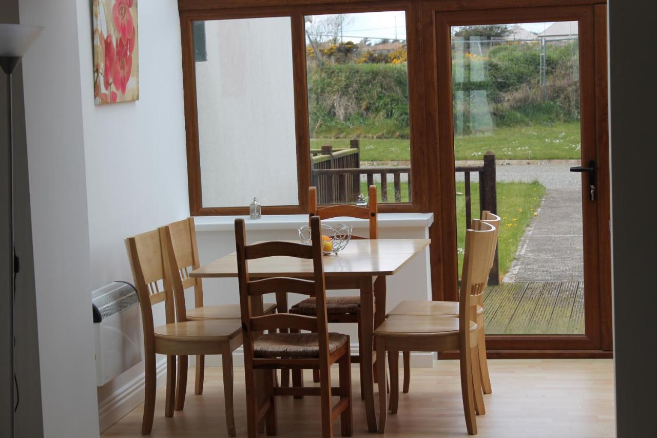 Hookless Holiday Homes 페다드 온 씨 외부 사진